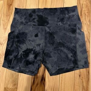 Lululemon Alighn Tie-Dye Shorts w/ Pockets